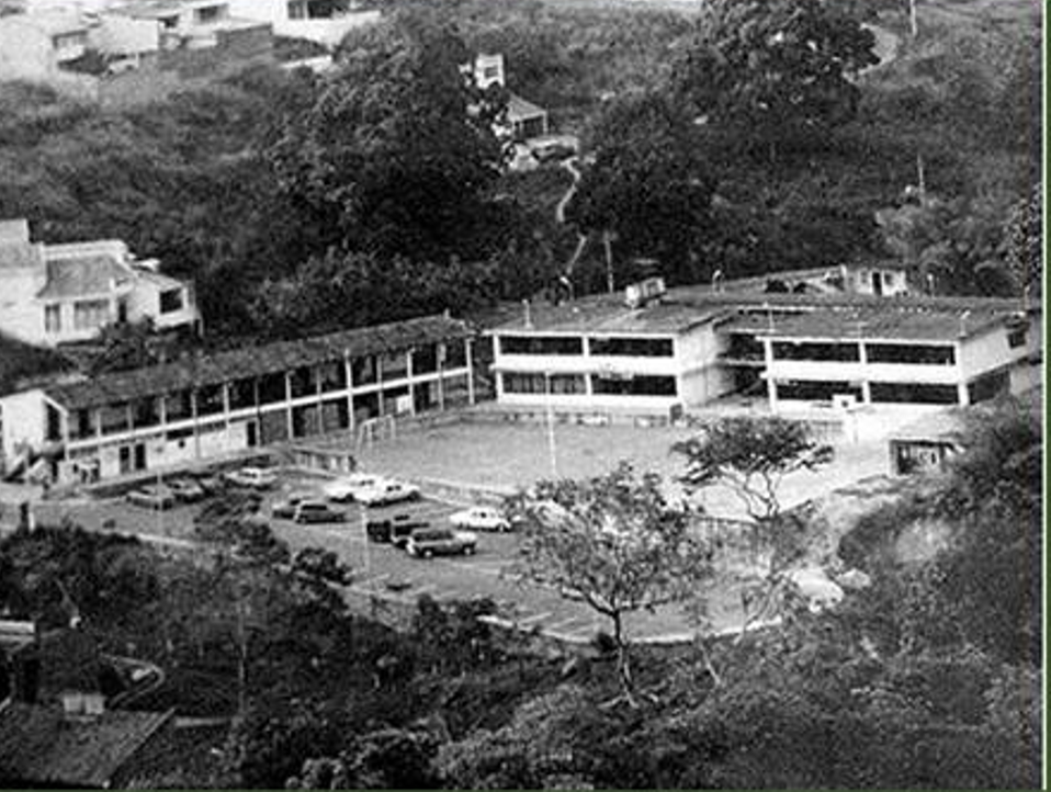 La imagen tiene un atributo ALT vacío; su nombre de archivo es I-caldas-bucaramanga-1965-1.png
