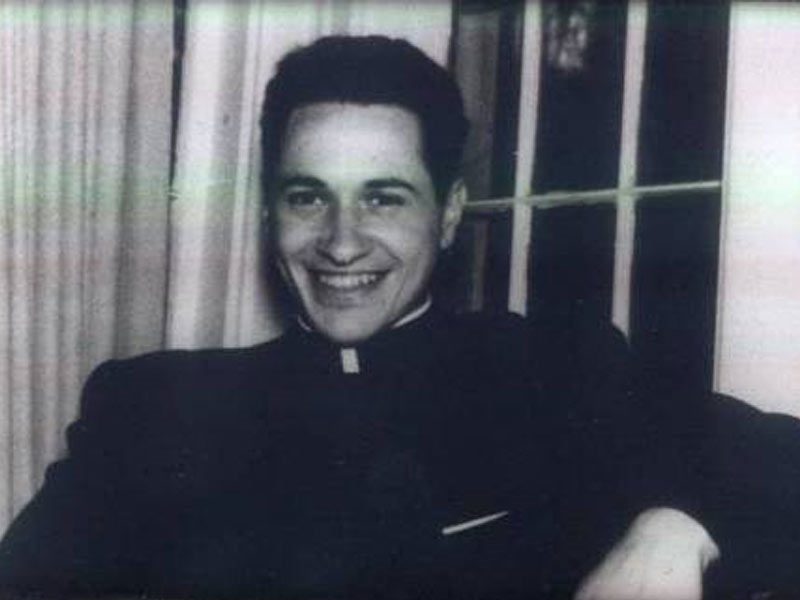 Jorge Camilo Torres Restrepo nació en Bogotá, el 3 de febrero de 1929